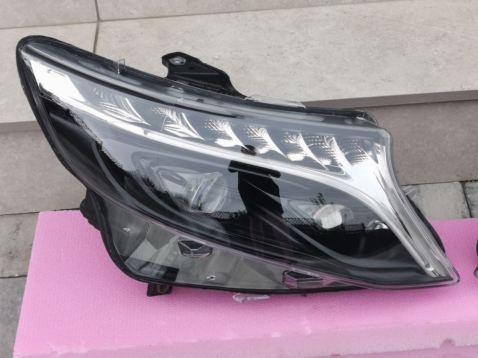 Far/Faruri Mercedes W447