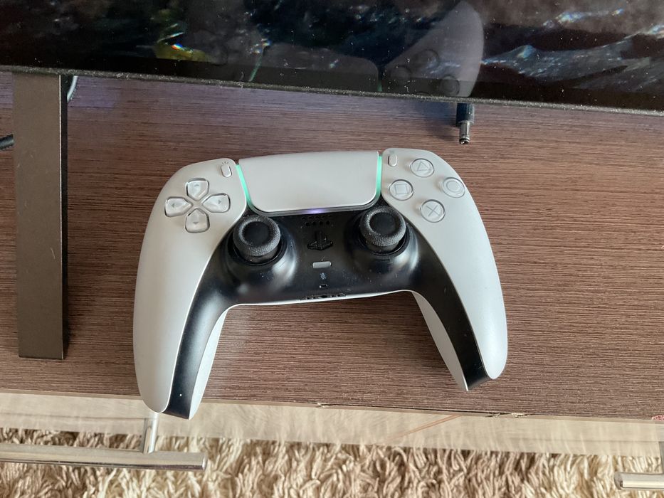 Playstation 5 с дисководом! без игр! без торга!