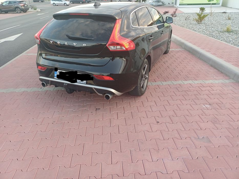 Vând VOLVO V40 in stare foarte buna