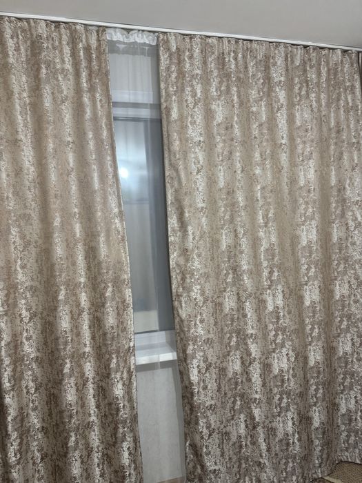 Продам красивые шторы жаккард.