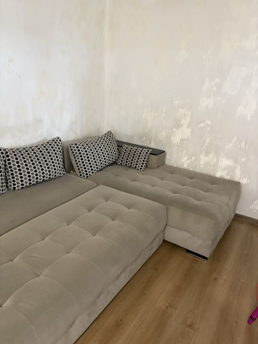 Диван Мелвин от Виденов