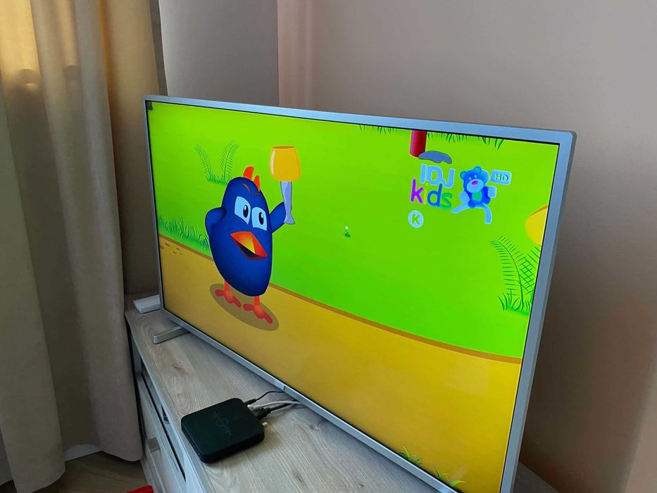 43 inch. Smart TV - Philips