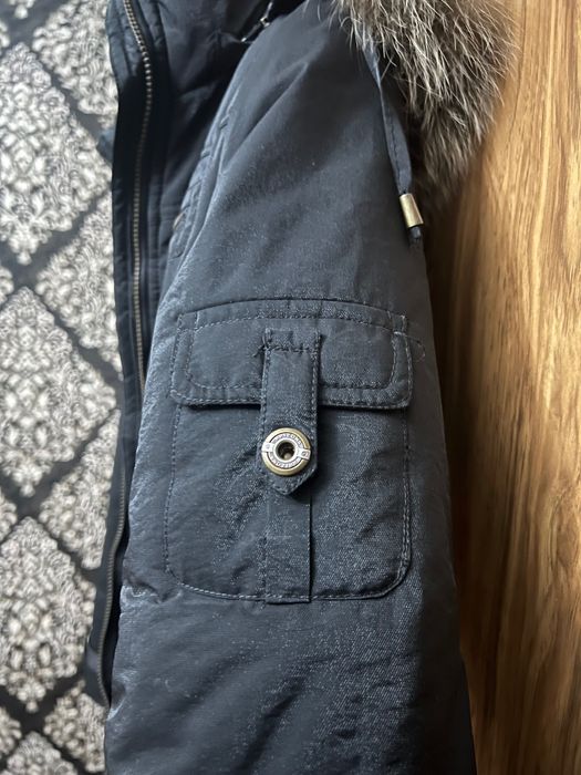 Продам женскую зимнюю куртку