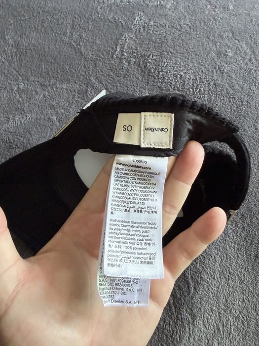 Calvin Klein sapca unisex material reiat negru cu logo ck cusut marime universala noua originala
