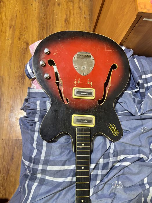 грифф от электронной гитары