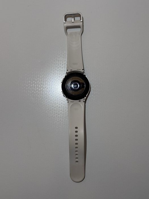 Продам часы Samsung