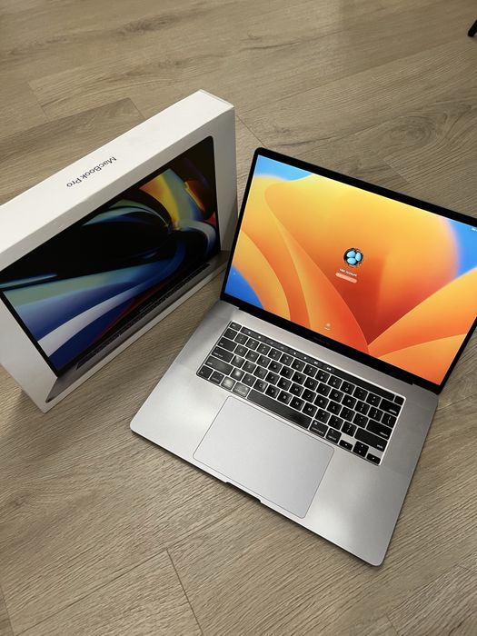 Продам Macbook Pro 16 (2019, ОЗУ 16)