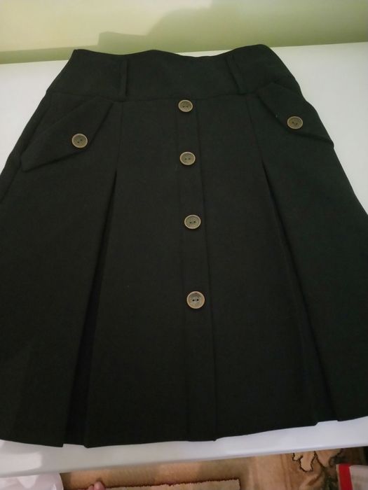 Продам школьные юбки