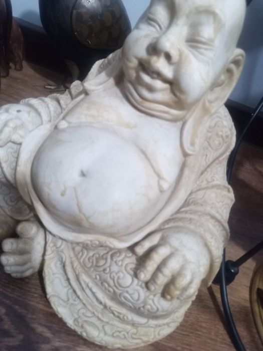 смеещия се Будакомпозитен материал с добавен каменен прах