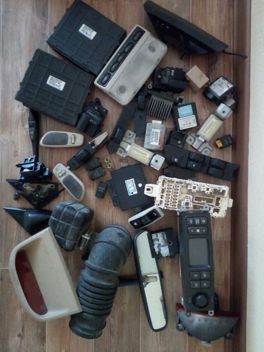 Mitsubishi Galand 2.5 v6. 2001