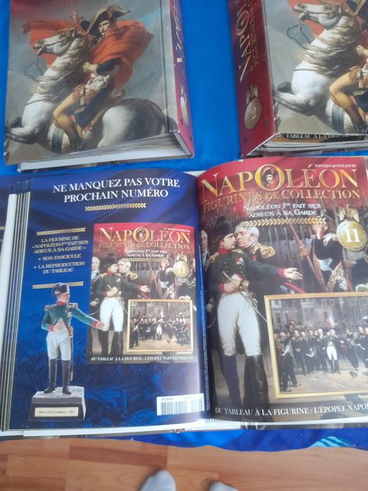 Vând colecție de reviste cu Napoleon!