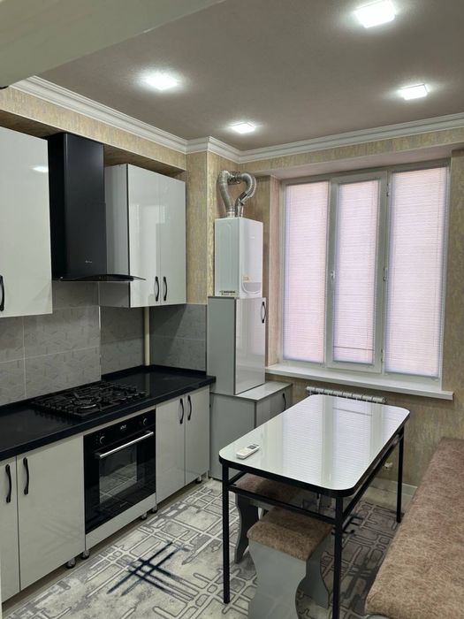 Сдаётся  3 ком. квартира с ремонтом