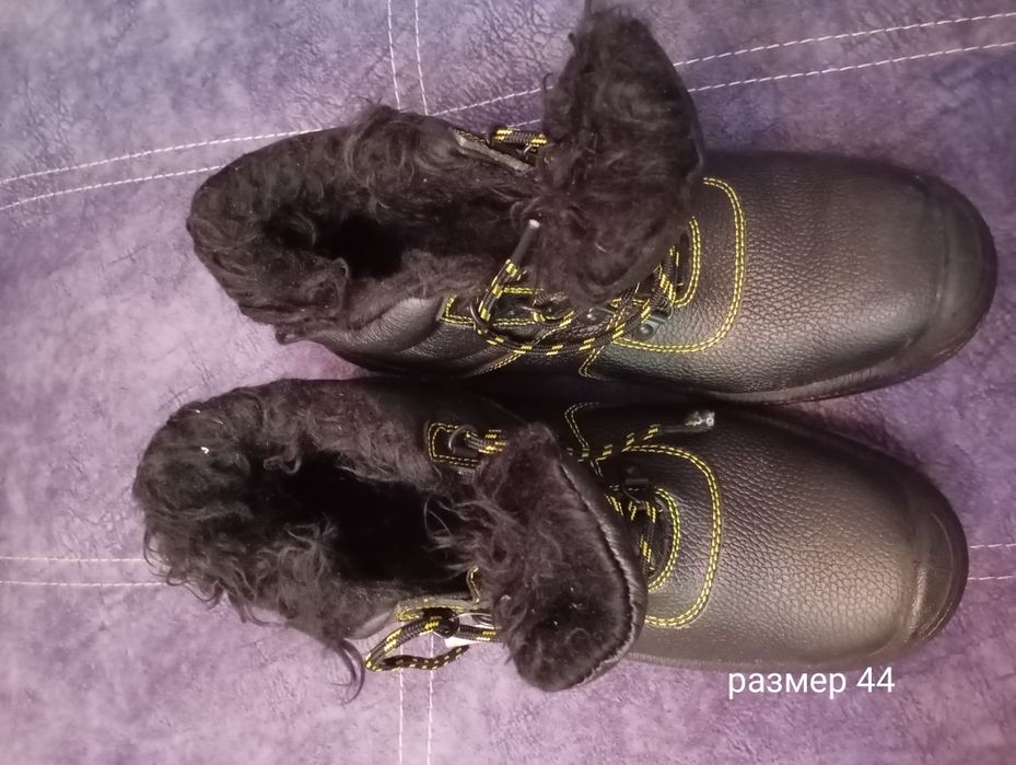 Продам   ботинки