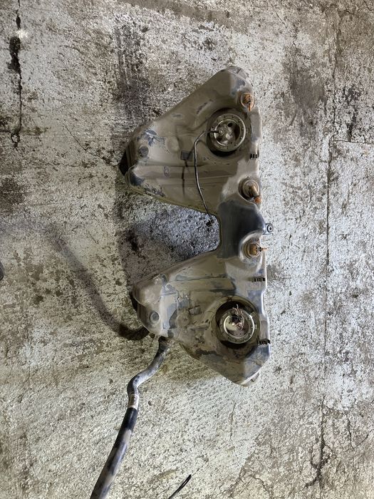 Бензобак bmw e60