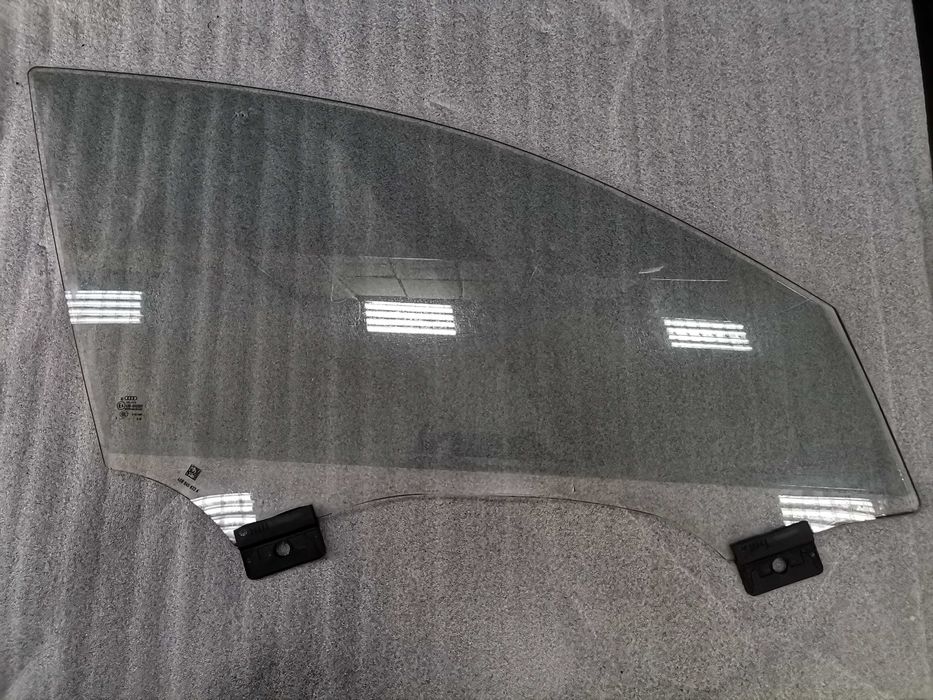 Оригинално Стъкло за Предна Дясна Врата Audi A6 C7 4G 4G0845022A