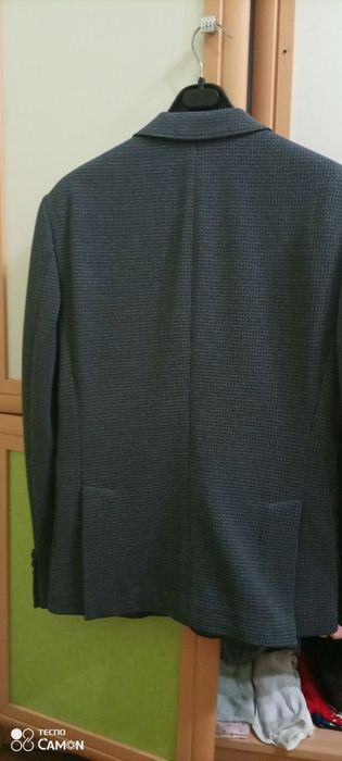 Kastyum pidjak sotiladi