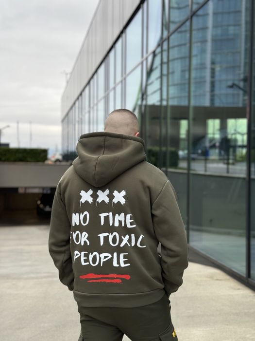 Oversize Hoodie - "No time for toxic people"