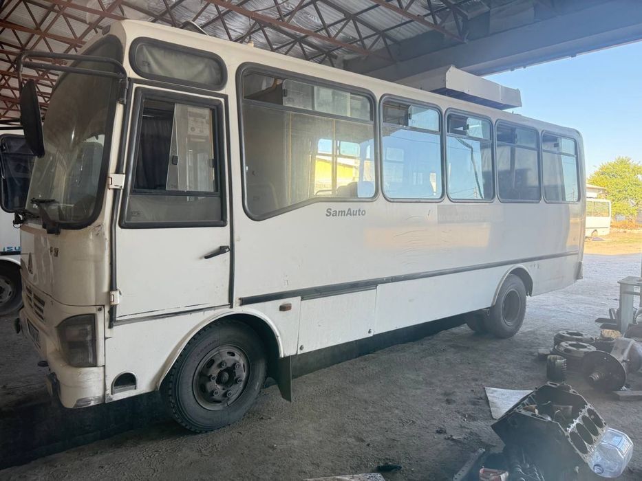 isuzu avtobus sotiladi