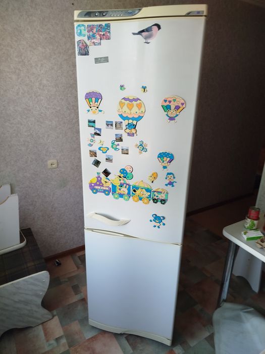 Продам холодильник Атлант