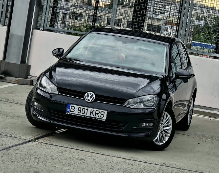 VOLKSWAGEN Golf 0
