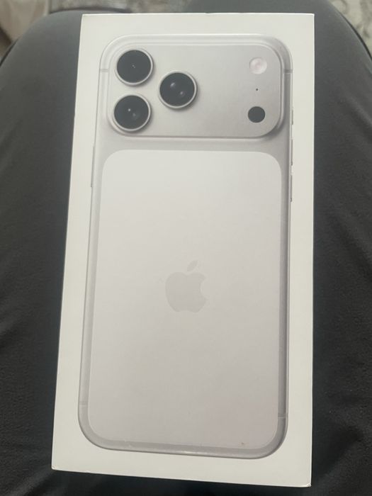Продам iPhone 17 Pro Max 256