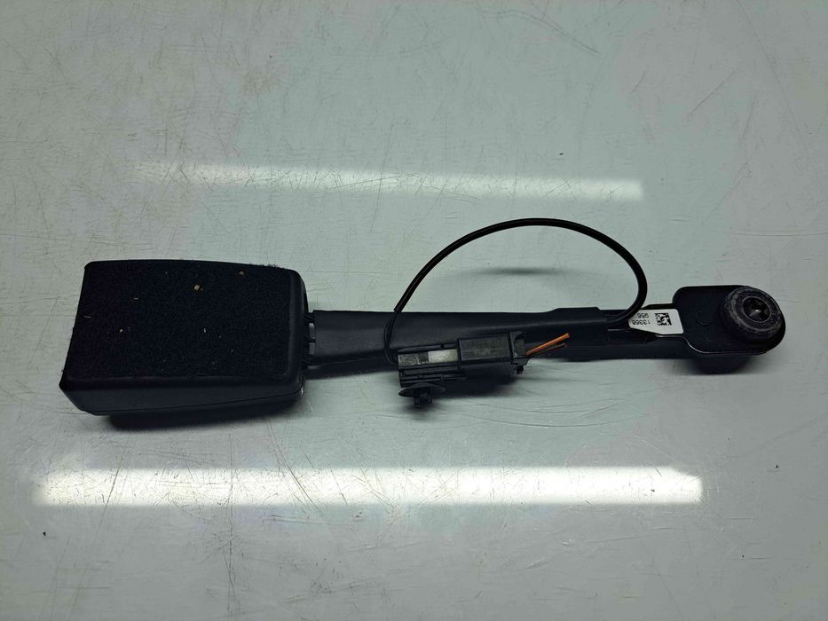 Capsa centura dreapta fata Opel Astra J [Fabr 2009-2015] 13367895