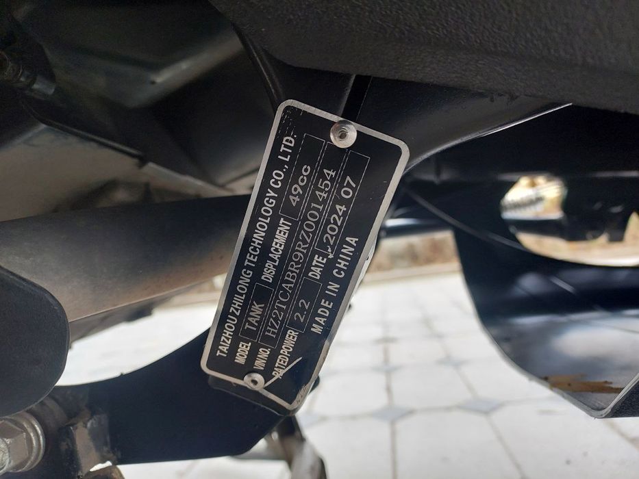 TANK skuter GST Mator