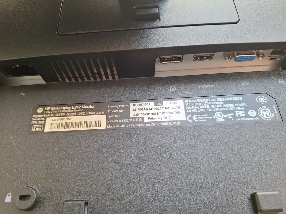 Monitoare HP EliteDisplay E242 24-inch Monitor FHD IPS