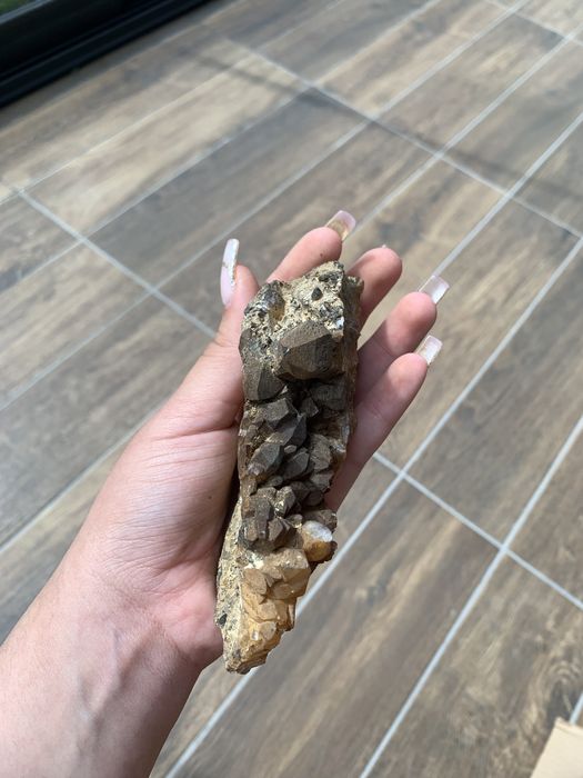 Минерал - кварц с окис