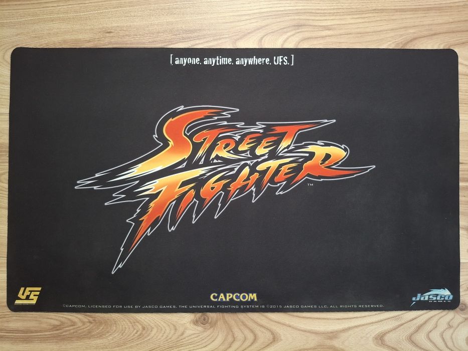 Playmat Street Fighter Logo Black