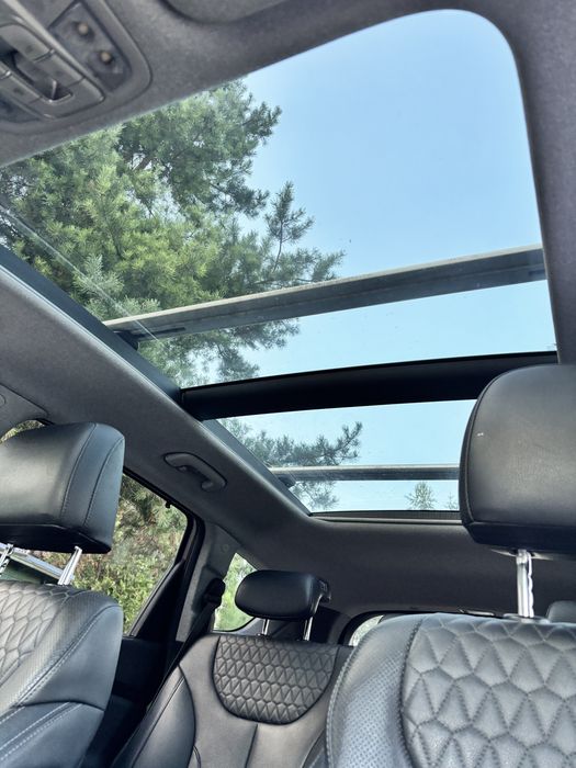 De vanzare Vând Hyundai Santa Fe 2.2 CRDi 4WD 8AT Luxury – 2019