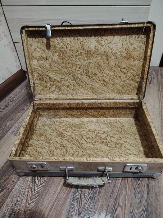 Маленький чемодан СССР