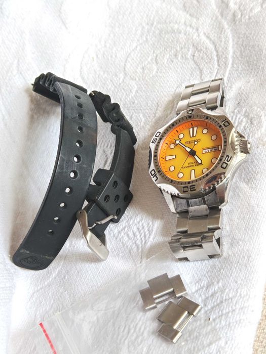 Супер Рядък Модел на SEIKO SOLAR DIVER'S V158 OAEO Оранжев Циферблат