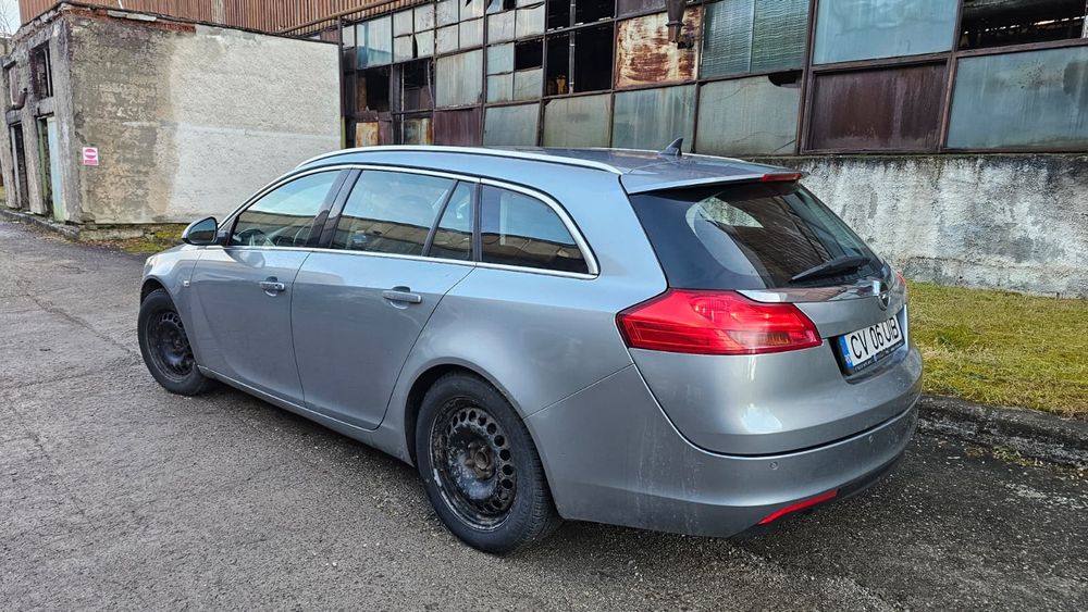 Opel Insignia 2.0 160 cp