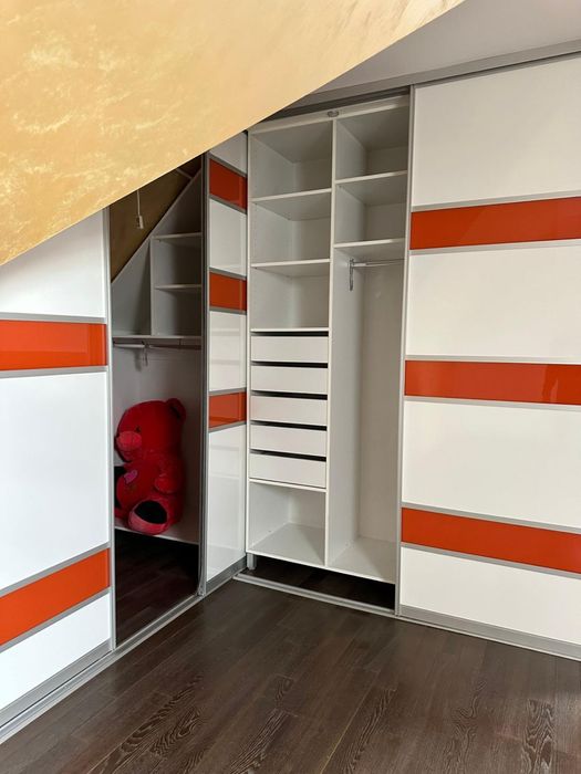 Inchiriez apartament la casa pe Calea Dumbravii