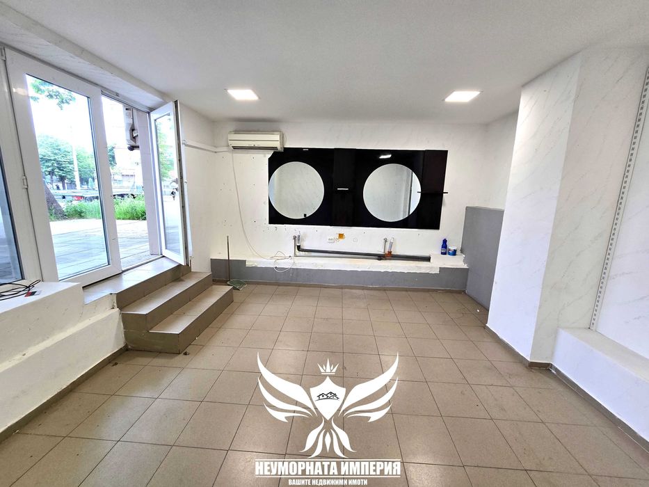 Продава се Магазин в Асеновград - 52 кв.м за 1289 €/кв.м - Снимка #1
