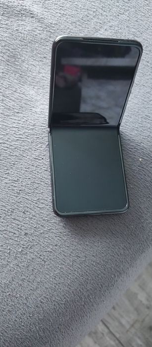 Motorola razr 40 ultra сгъваем