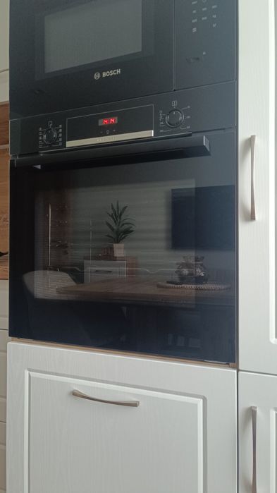 Продавам фурна за вграждане Бош