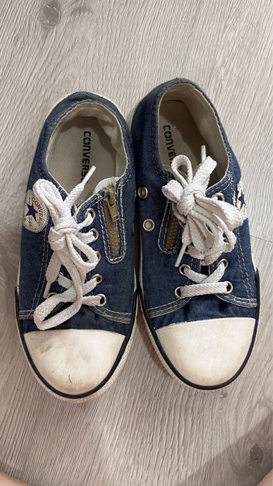 Обувь на девочку размер 23-25