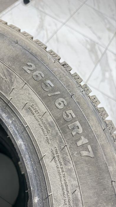 Шины в идевльном состоянии на джип