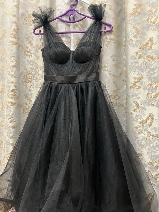 Продается черное вечернее платье