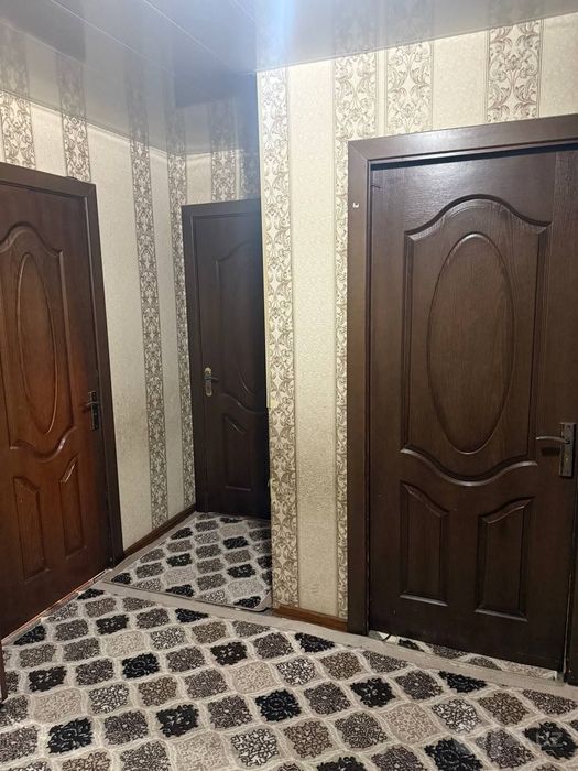 Продаю квартиру Яшнабадский р-он Авиасозлар Кирпич 3-ком 4-этаж 5-этаж