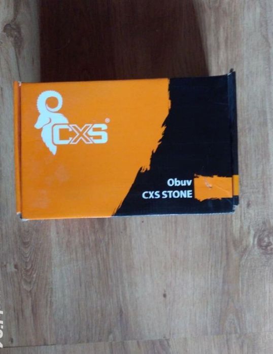 Bocanci din piele, marimea 40 - 41 , nou