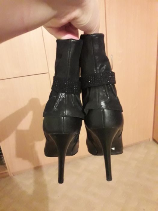 Продам обувь на осень-весна