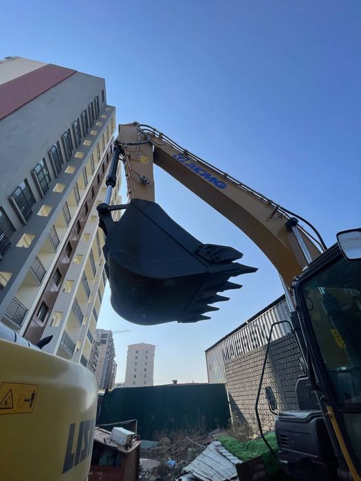 Эксковатор гусеничный