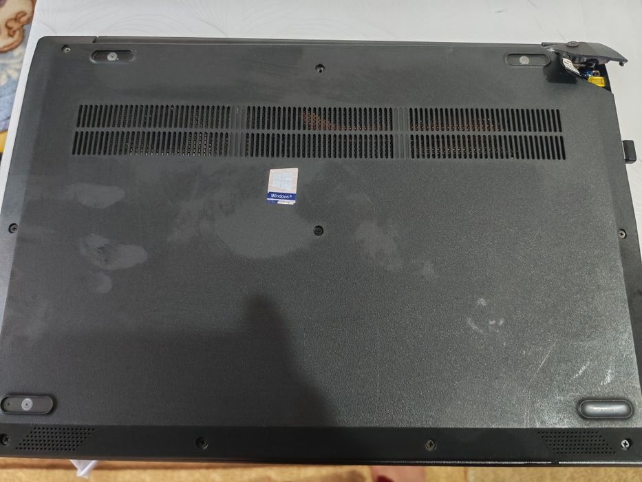 Ноутбук Lenovo Сатылады