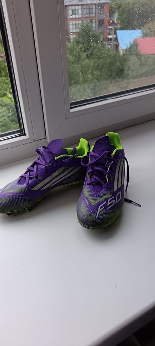 Adidas F50 League