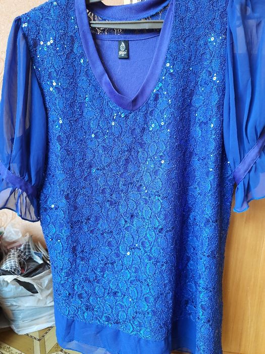 Кофта женская.Цвет ярко синяя