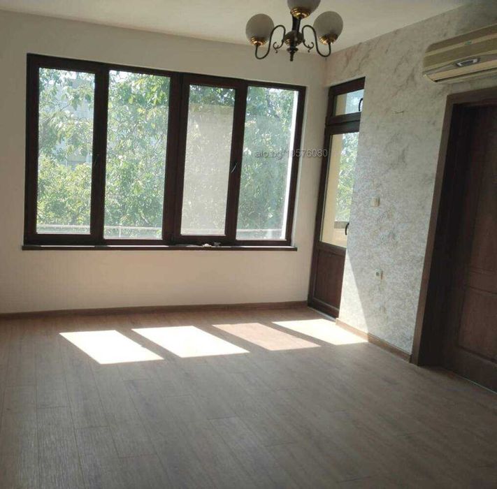 Продава се Тристаен апартамент в Стара Загора, Център - 86 кв.м за 825 €/кв.м - Снимка #7