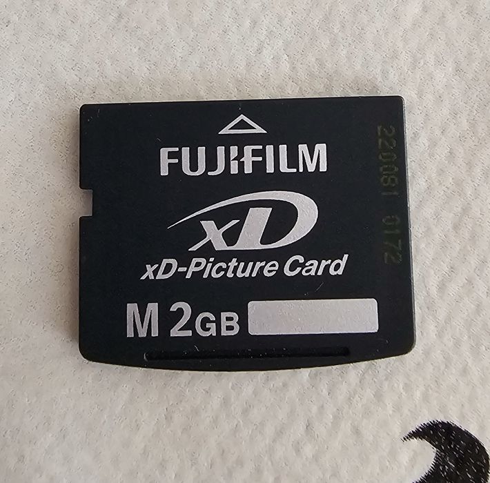 vand dslr camera foto  Fujifilm S5600